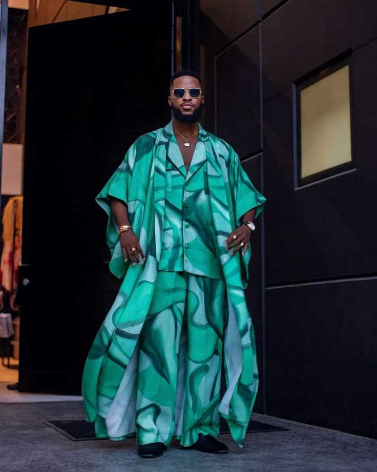 Emerald abstract-print kaftan shirt and matching wide trousers
